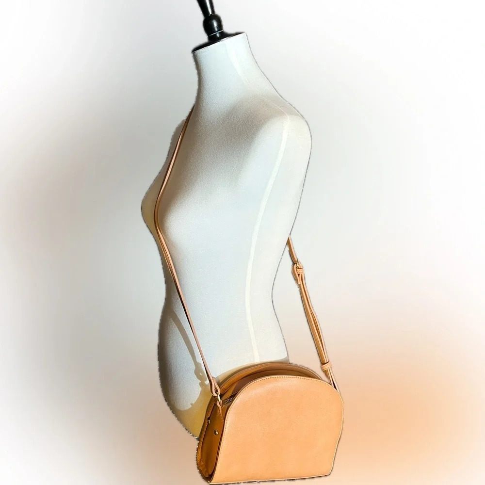 Sole/Society Tan Crossbody Bag, Interior Pockets, Adjustable Strap, NWOT